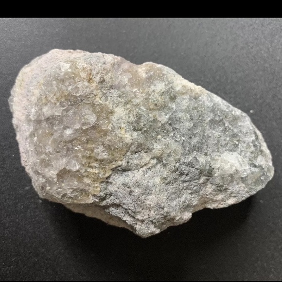 BOGO1/2 518g Calcite Crystal Cluster
Natural Specimen Stone
Healing Energy - Picture 12 of 17